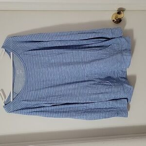 a.n.a light blue and white striped XL light weight sweater